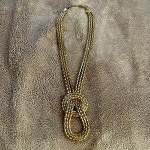 Shiny gold statement necklace